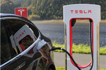 特斯拉V3超级充电桩落地北上广：充电15分钟跑250公里