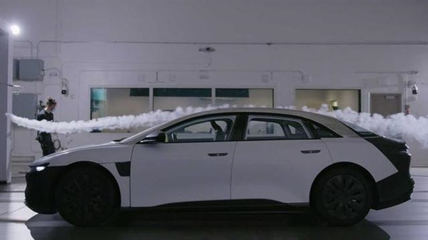 特斯拉最强对手续航公布：771km超越Model S 风阻系数为量产车最低