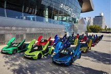 采用个性化定制 宝马交付最后18台i8