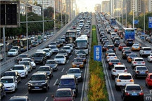 国家统计局：7月汽车类消费增长12.3%