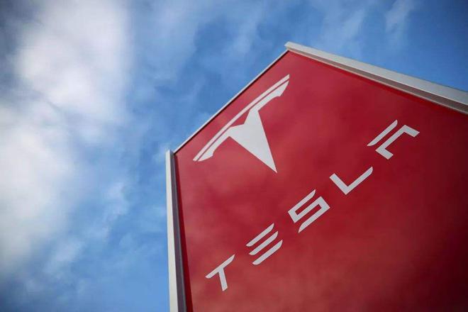 特斯拉<a class='link'  target='_blank'>Model 3</a>加速?zèng)_桿 并非初犯系有“前科”