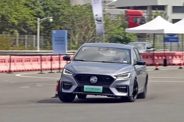 6秒破百 最運動插混車？場地試駕名爵6 PHEV