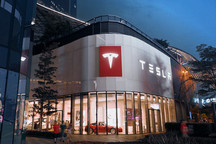 特斯拉和蔚来双重概念傍身！游资哄抢这只创业板低价股