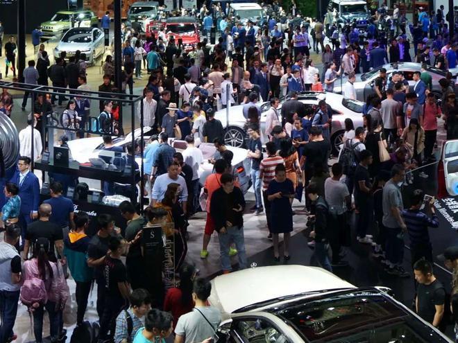 庫存預警持續位于警戒線之上 汽車經銷商今年很難