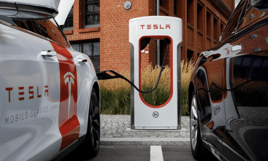 Tesla закупает большое количество низкоуглеродистого никеля, чтобы подготовиться к запуску батареи на миллион миль
