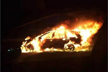 新能源车企和电池供应商，困在自燃风波里