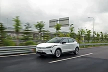 試駕550km長(zhǎng)續(xù)航幾何C 6.9秒破百也可以很居家