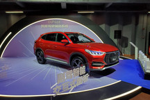 比亚迪王朝系列再添新品，宋PLUS上市售11.58万起