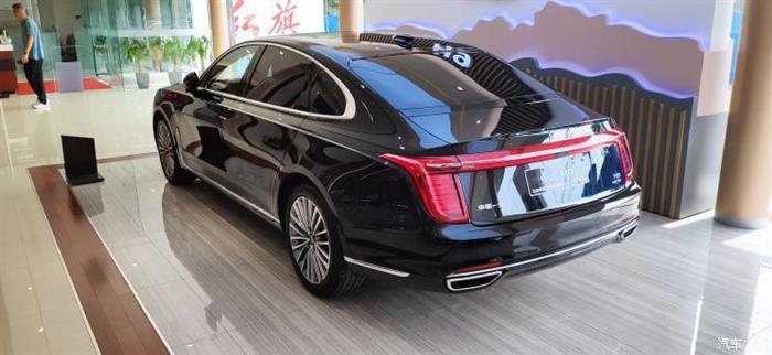 新車，紅旗，紅旗