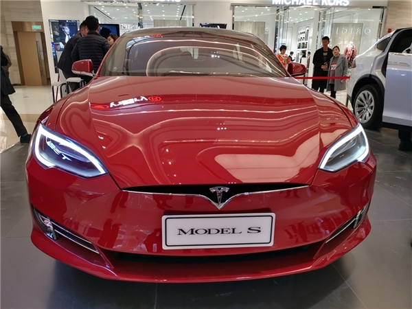 馬斯克：特斯拉售價還要降34% 未來將推17萬的全自動駕駛新車