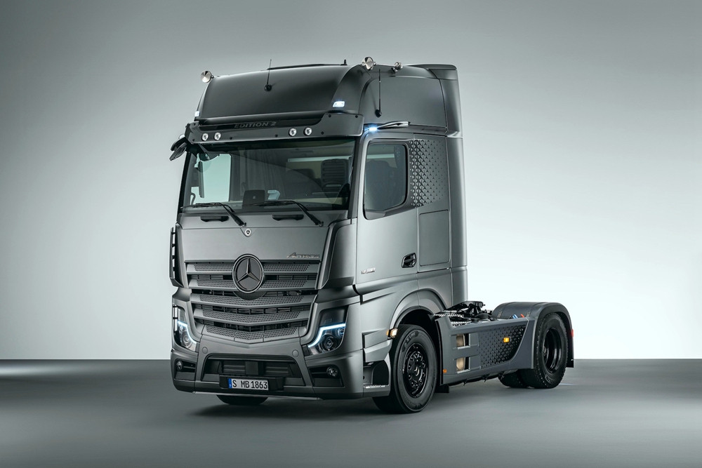 07. 梅賽德斯-奔馳Actros Edition 2令觀者為之驚艷.jpg