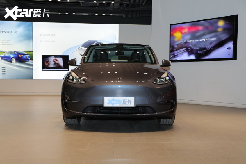 實拍Model Y