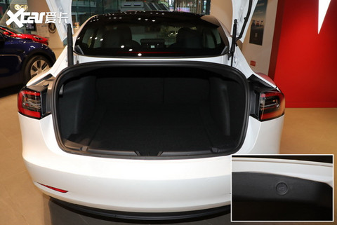 Model 3实拍