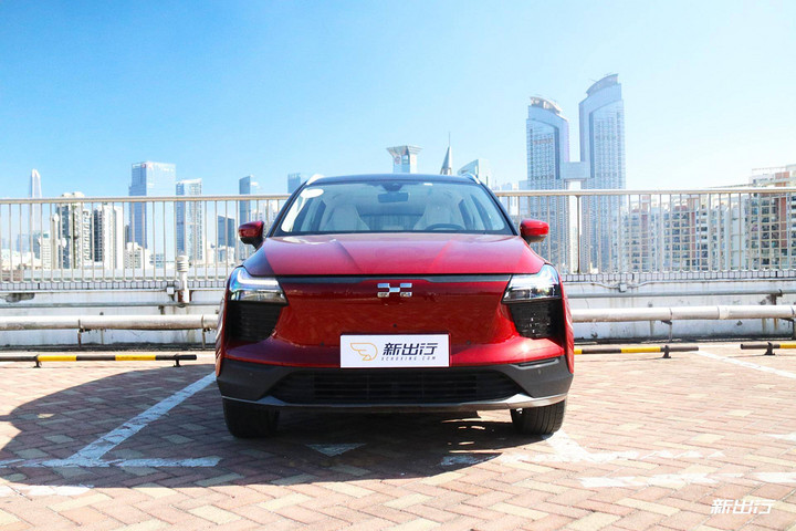 汽车看点资讯:有点小惊喜深度体验爱驰u5pro_环球汽车迷