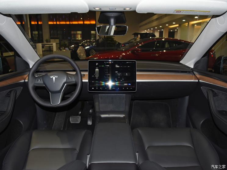 特斯拉中國(guó) Model Y 2021款 長(zhǎng)續(xù)航全輪驅(qū)動(dòng)版