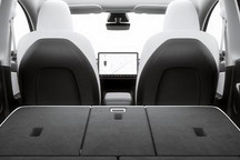 支持便利进出 曝Model Y七座版配置细节