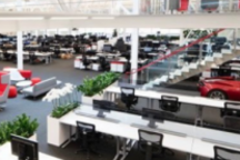 市值全球车企第一高！特斯拉办公室2008年VS 2021年！变化太惊人