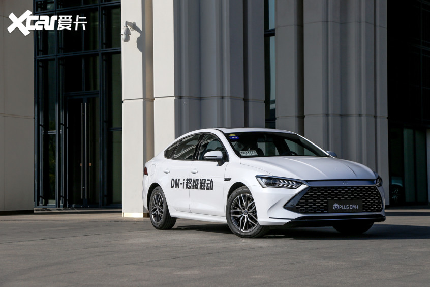 比亞迪汽車2021款秦PLUS