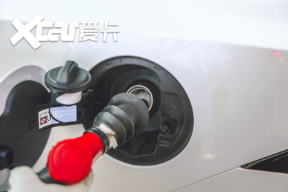 比亚迪汽车2021款秦PLUS