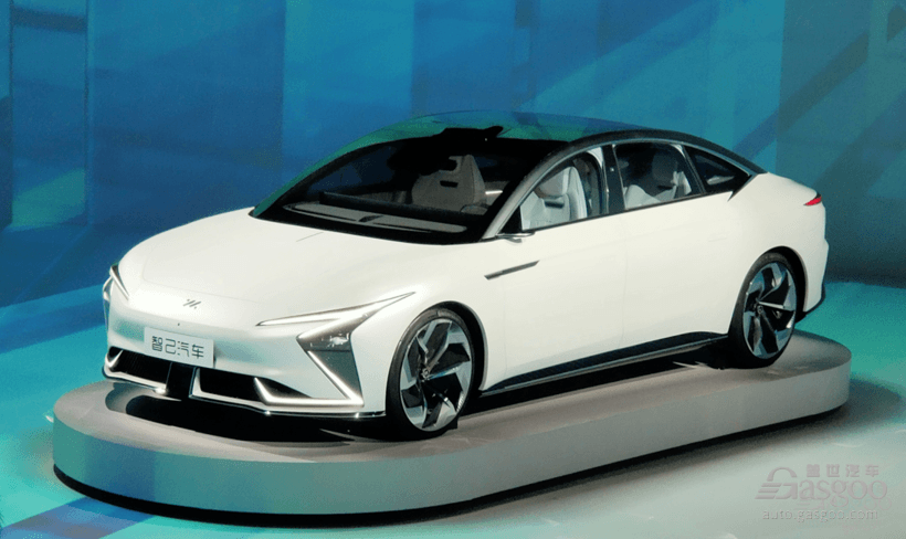 電動汽車，新勢力造車，特斯拉，電池，智己,上汽,電動車,高端化