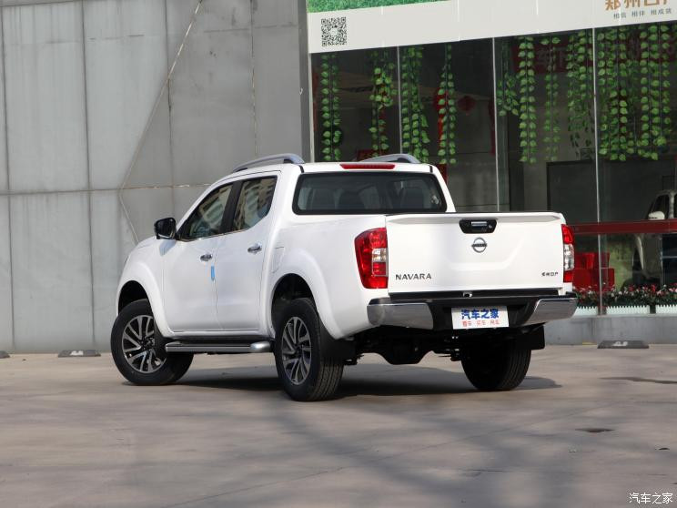 鄭州日產(chǎn) 納瓦拉 2021款 2.5L自動四驅(qū)尊貴型QR25