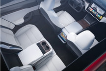 特斯拉展示Model S与Model X最新设计