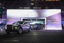 红旗战略车型纯电SUV E -HS9正式出口欧洲