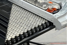 特斯拉展示采用4680电芯的新型结构性电池组