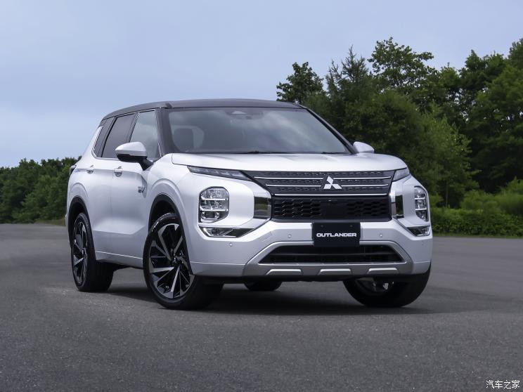 三菱(进口) 欧蓝德PHEV(进口) 2022款 日本版