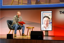 马斯克惊喜现身大众高层会议，分享特斯拉成功秘诀