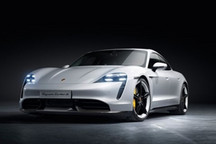 保时捷纯电动车型Taycan销量超越911