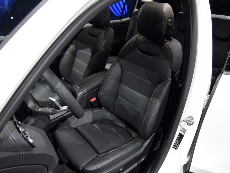 北京奔馳 奔馳EQB 2021款 EQB 350 4MATIC