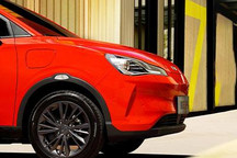 会不会更大？哪吒V Pro将于11月3日亮相