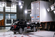 十五年，从碰撞安全见证中国汽车从脆弱走向自强