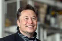 马斯克称法拉第为竞争对手！贾跃亭回应：我们是战友