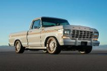 福特为F-100 Eluminator概念皮卡“加电”，电动车市再刮复古风潮