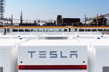 特斯拉4680电池量产指日可待！加拿大电池设备厂加速运营