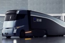 续航接近无限！吉利远程星瀚H换电重卡开启预售：堪称移动别墅