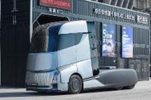 远程星瀚H发布，吉利的造车版图纳入新能源智能豪华重卡