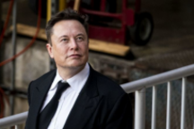 马斯克出售逾11亿美元特斯拉股票 仍有1.7亿股待售：此前曾表示纳税的唯一方法就是出售股票