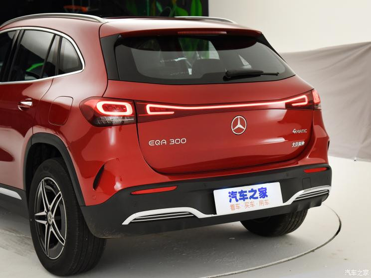 北京奔驰 奔驰EQA 2022款 EQA 300 4MATIC