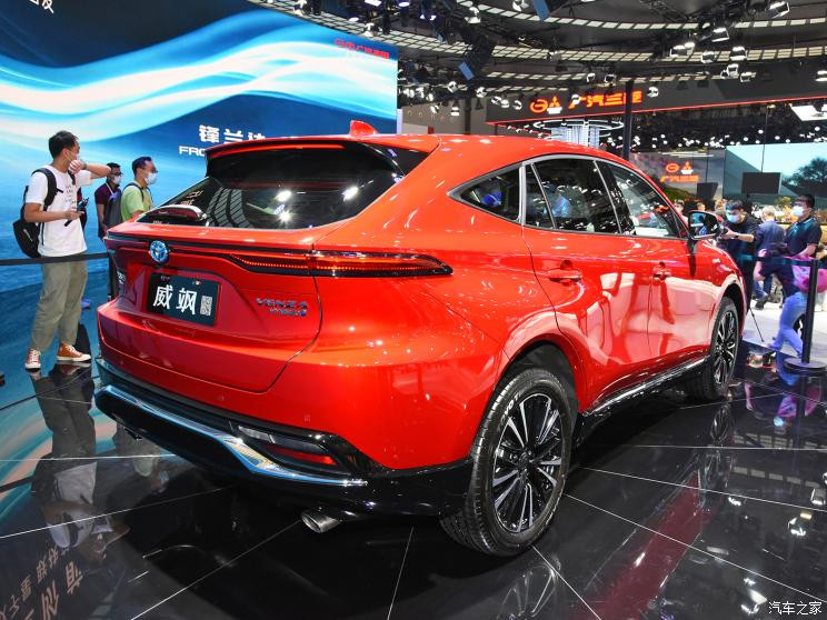廣汽豐田 威颯 2022款 雙擎 2.5L CVT四驅尊貴版