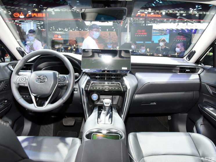 廣汽豐田 威颯 2022款 雙擎 2.5L CVT四驅尊貴版