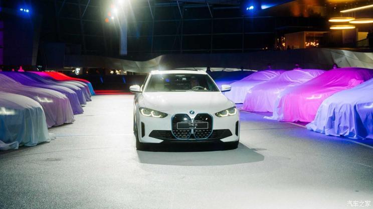 Поставки BMW i4 начнутся в Германии на три месяца раньше графика