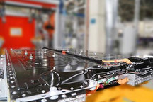 提升产能 北京奔驰全新电池生产线建成