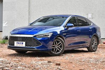 比亚迪登顶 乘联会11月新能源车销量榜