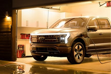 F-150 Lighting需求火爆，福特暂停预定