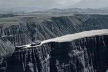 被“高估”的理想