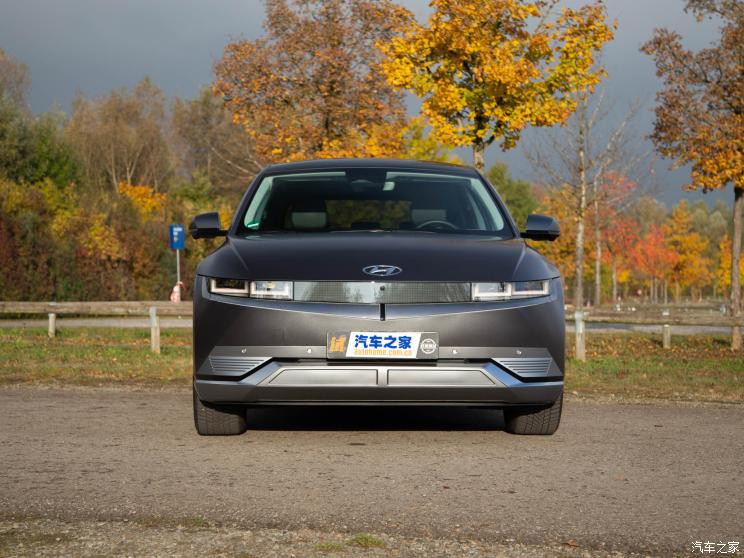 現(xiàn)代(進口) IONIQ(艾尼氪)5 2022款 基本型