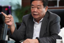 曹德旺“一针见血”许家印